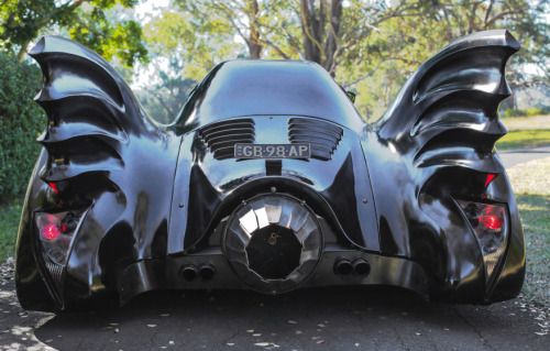 roguevsrogue:  ‘This guy [Zac Mihajlovi from Australia] built a 1989 Batmobile in his backyard and now completes Make-A-Wish requests and attends charity events as BATMAN.’BAMF!  Hats off to you good sir… Class act