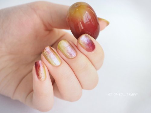 morathicain:nae-design:Fruits inspired nails by artist Panna  @nevaehs