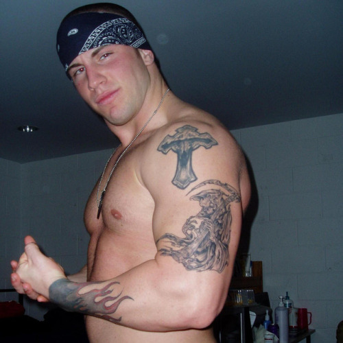 WHITE TRASH RED NECK TATTED ARM FLEXING STUDS