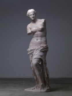 efedra:  Sculpture by Cao Hui 