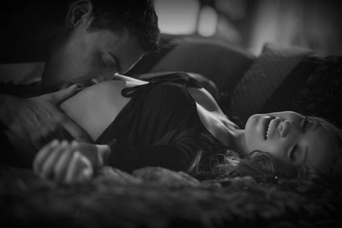 Sexe sans douleur est comme la nourriture sans goû