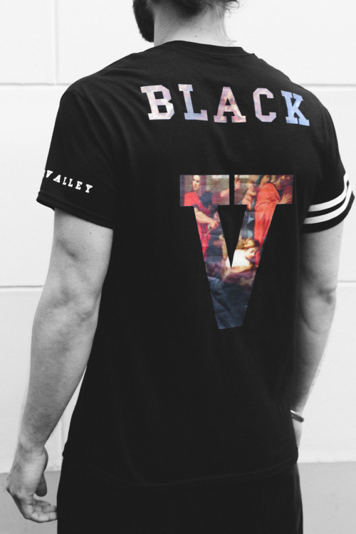 jxmxx:  mak-stezzy:  mak-stezzy.tumblr.com  FOLLOW ME for your daily dose of street fashion    Dope fashion blog here