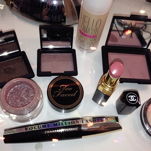 luxurybae:  IG: LEVALVEE