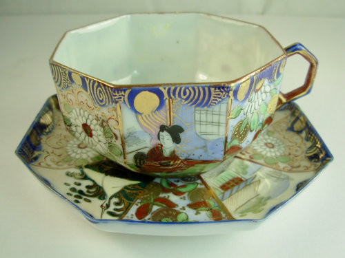 Antique Kutani Meiji or Taisho porcelain cup & saucer, with birds, Geisha - Hand painted, gold g