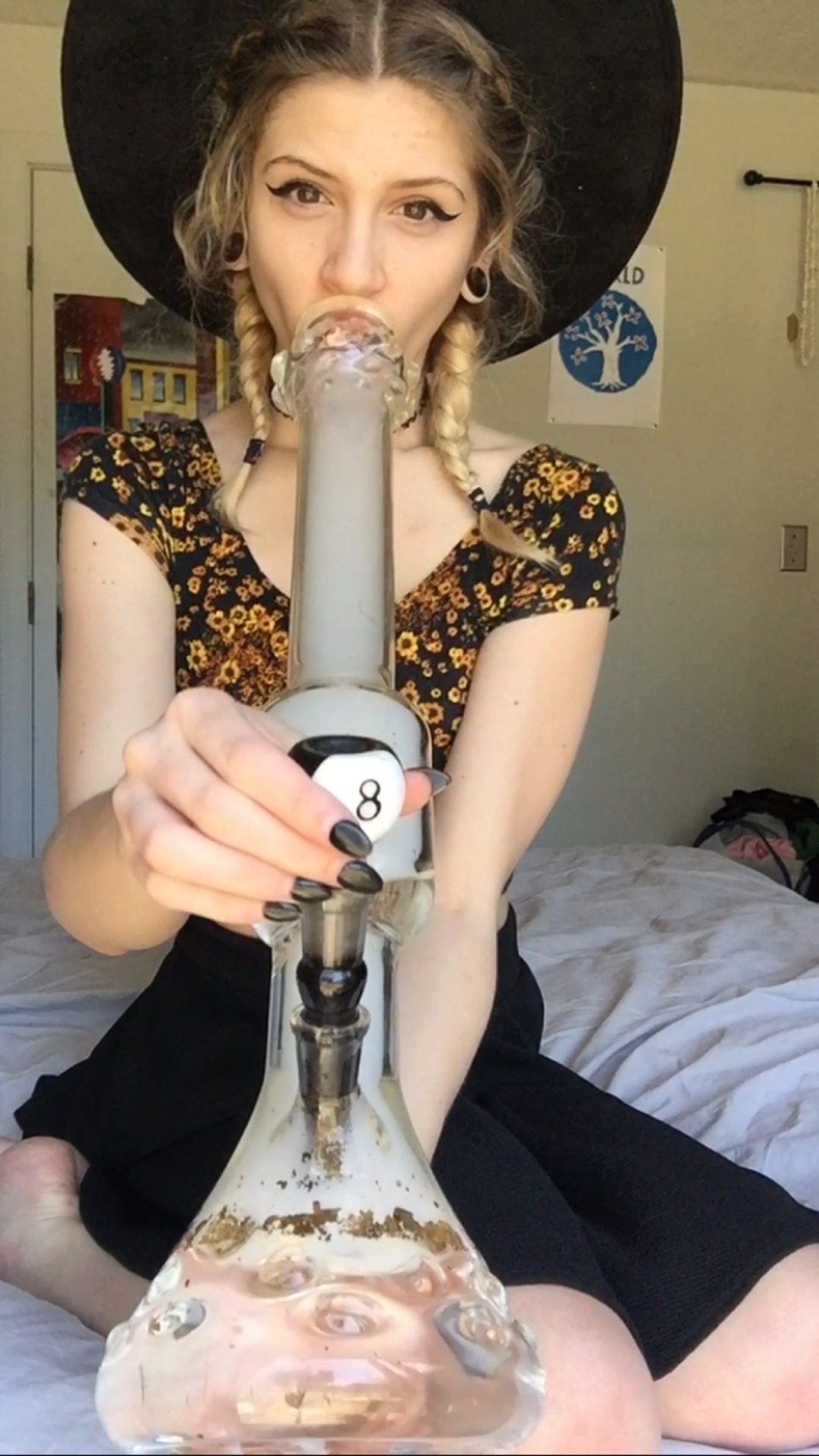 whospilledthebongwater:  shay-gnar:  Milky Way  lovin that top on you 