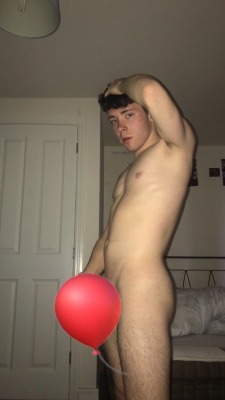austin-grey-model: Do you want to see this picture without the red ballon? 😏🎈 add me on Snapchat to see it! My name is austingreymodel 👅  Reblog for something naughty in your inbox 😜 