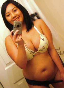 fuckyeahthickasians:  “I was just thought