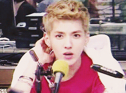 jongins:  when camera focused on the boys… 