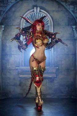 randomredux:  Cosplayer Tasha Cosplay, in