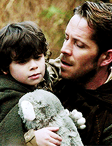 willscarlets-moved-blog:  The complete cast of OUaT/iW (in order of appearance): 99/11. Sean Maguire (+bonus Raphael Alejandro as Roland)  Robin Hood  