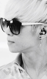 9 favorite pics of jonghyun  