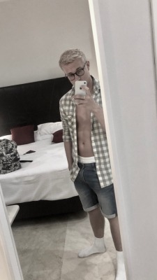tumblr photo littleotter4hairyman 12