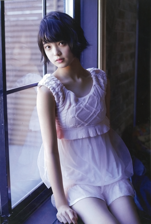 46wallpapers: Yurina Hirate - UTB