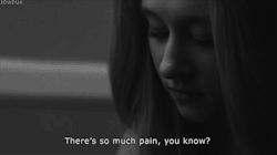 depressedlittleanagirl:  too much pain…