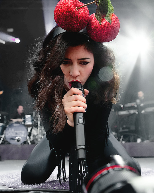 queenbtchfromhell:  Marina and the Diamonds at Field Trip at Fort York, Toronto,