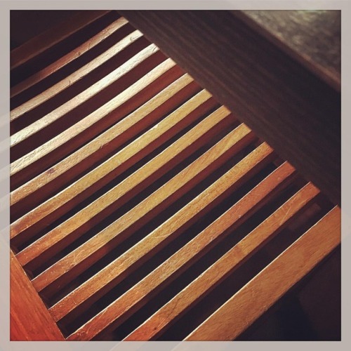 #sunlight on #wood
…
#light #shadow #chair #angles
https://www.instagram.com/p/BnFa3-rnbEy/?utm_source=ig_tumblr_share&igshid=1wmgl73b25hfz