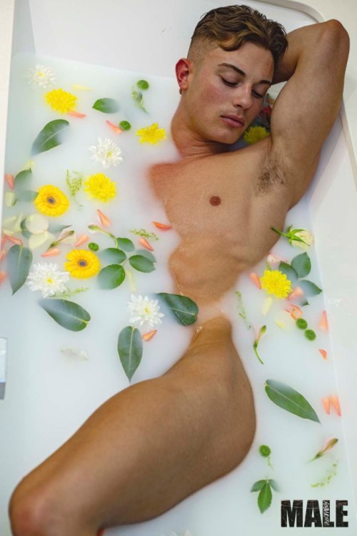 (via Flower Bomb Starring Ellis Kane in Pics by Dawn Collins) 