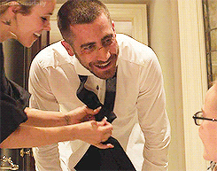 mcadamsdaily:  “When I ask your mother to tie my tie, this is what she does.” - Southpaw deleted scene 