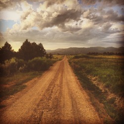 fearnofish9:  That old dirt road