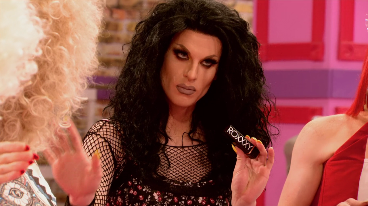 gaypopnerd: Even Roxxxy is like…   “Yeah I get it” 