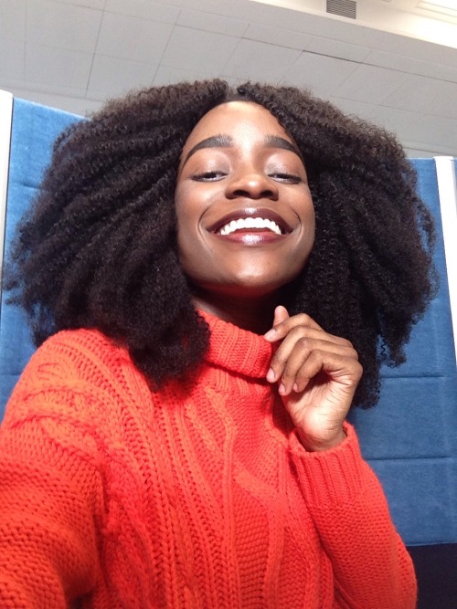 leazzway:When the sun comes in good!Leazz Way - Instagram -  YouTube - Facebook - Twitter - Desourire 