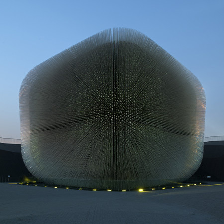 wacky-thoughts:  UK Pavilion at Shanghai Expo 2010 photographed by Iñigo Bujedo