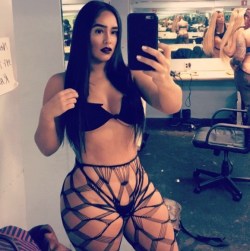 stripper-locker-room:  https://www.instagram.com/gizflyerthanu/