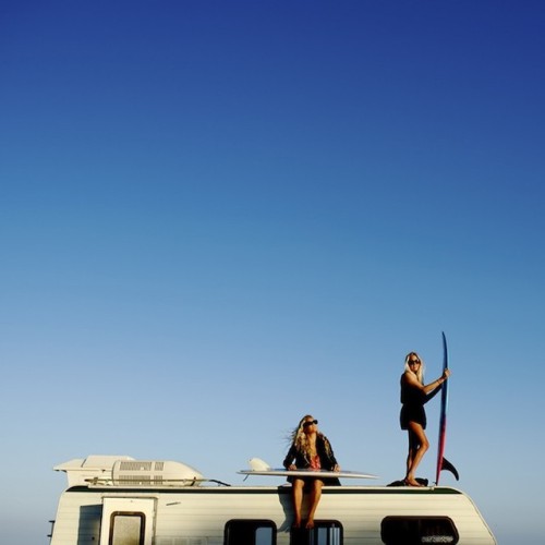 http://surfandbefree.tumblr.comLaura & Felicityph. Morgan Maassen