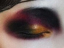 miss-mandy-m:  Makeup Mondays:  Dark jewel tones inspiration 
