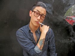 yooneroos:  my new favorite model at the moment : park sung jin or sung jin park to you non-korean folk. also happens to be korean (and tattooed. be still my heart). probably one of the hottest models right now and walked a slew of runways, in a bunch