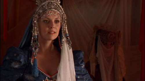 veiledcelebrity: realveiledcelebrity:Amanda Tapping Stargate SG1 Season 1 episode 4 “Emancipat