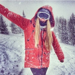 boardbunniez:  @Flowpeace out at Breckenridge :D #Boardbunniez #BBsnow #BBsnowboard #Snowboard #Snowboarding #Snowboarder #Snowboardgirl #Snowbunnie #Snowboardgirls #GoPro #Girlswhosnowboard #Colorado #Breckenridge #Mountains #BoardOn :)