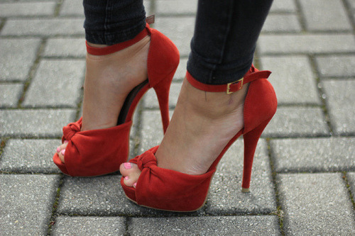 XXX hellohighheels:  Hello High HeelsHelloHighHeels2.com photo