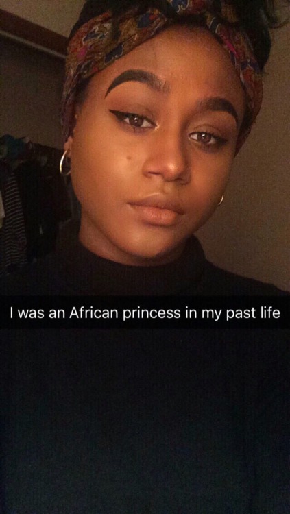 chyna-ros3:  unapologetically-african:  BlackOut!!!  Past, Present, and Future wym?!? 💖😩