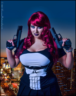 twiggynightmare:  8 photos of the stunning ivydoomkitty 