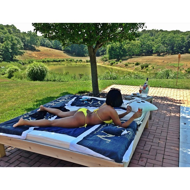xoxosheneka:  Rose &amp; grilled cheese! Look what God did. #hamptonslife 
