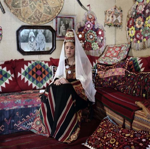 brownriot: Random pictures from Palestine Photographer, Unknown 