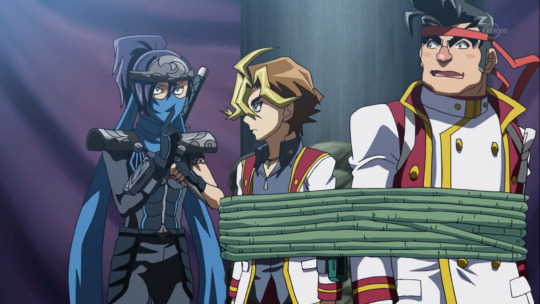 crow-the-boolet:  Yugioh Arc V Moral Lesson 21314791: Ninjas always beat pirates and make them look more like morons! 