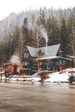 wnderlst:  Cabin at Lake Tahoe, California | Rob Antill