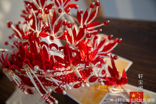 headpiece made of 缠花工艺chanhua craftsmanship for chinese hanfu by 轩尘阁