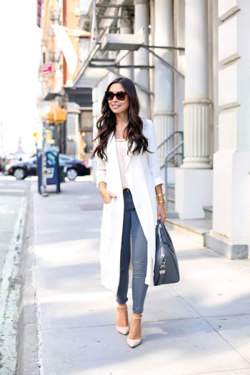justthedesign:Dare to wear a white trench coat this fall! Kat...