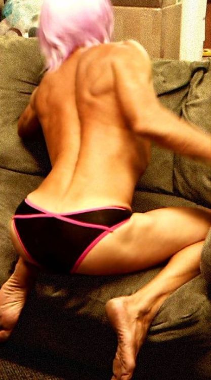 slaveboythresa:  femboyfever:  Tarzana  Another cutie