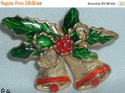 Vintage Goldtone Enameled Christmas Bells Brooch pin Holiday Holly by ALEXLITTLETHINGS (13.80 USD) 