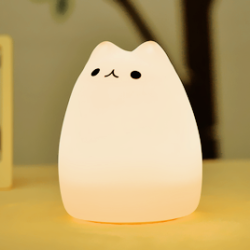 japan-overload:    Cat Cartoon USB Charging Ombre Night Light  