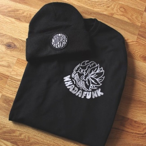 The perfect combo! Whatever Forever Beanie with the Escape Reality Long Sleeve! ____________________