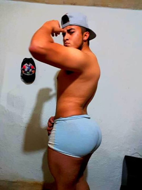 Porn Pics adictoalosculones:  Culotototote de Jonathan