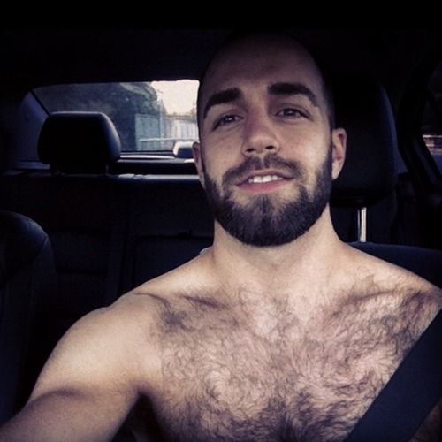 ilovehouseandfur:iLoveHouseAndFurhttp://ilovehouseandfur.tumblr.com/