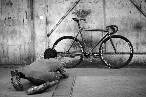bikesandgirlsandmacsandstuff: (via PEDAL Consumption | Squatter)