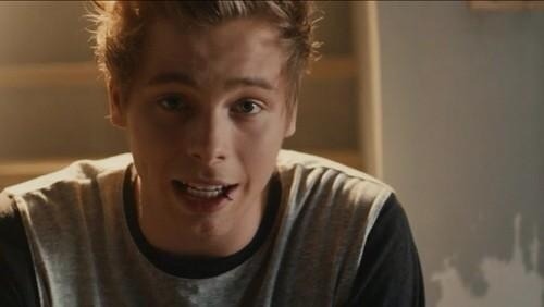 stylish-irwin:Amnesia Music Video