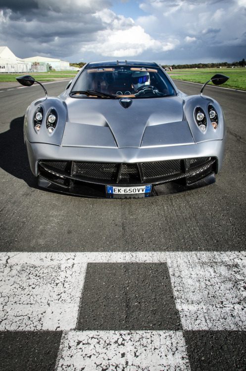 automotivated: Pagani Huayra (by Rowan Horncastle)